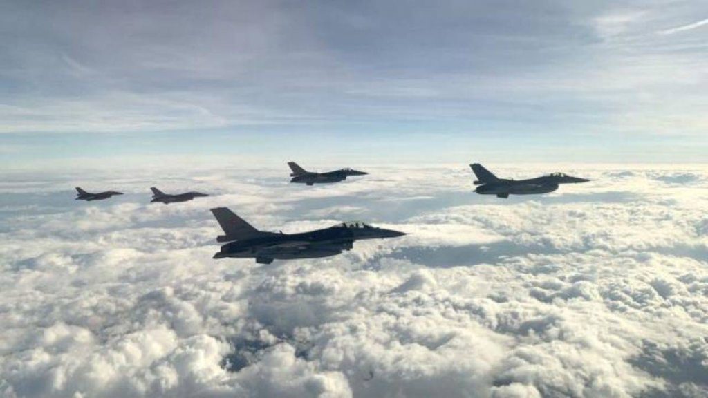 Yunan uçakları engelleyecekti, Türkiye karşılık verdi