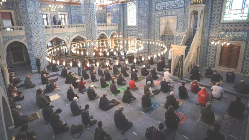 NAMAZ VAKİTLERİ: 6 Ocak 2023 Cuma namazı saat kaçta kılınacak? İstanbul, Ankara, İzmir…